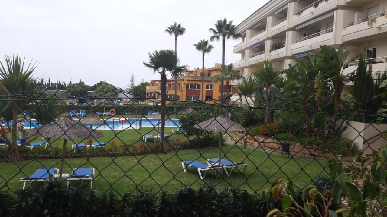 The Famous Home Marbella Bagian luar foto